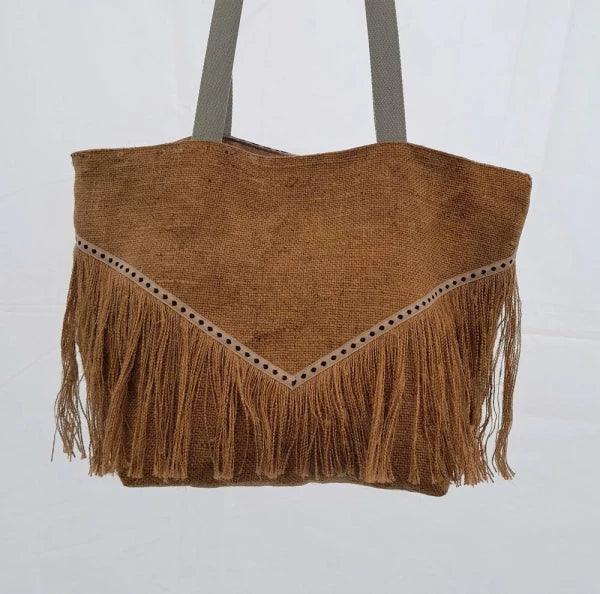 Sac cabas en toile de jute upcyclée à franges