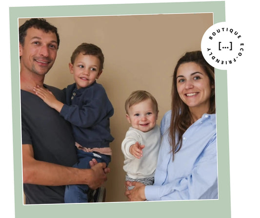 Adrien et Caroline sont les fondateurs de la marque de serviettes de plage fabriquées à partir de bouteilles de plastique recyclé.