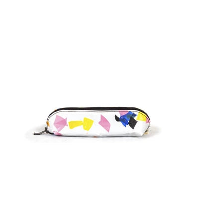 Trousse en plastique recyclé blanche à motifs jaunes, roses, bleus