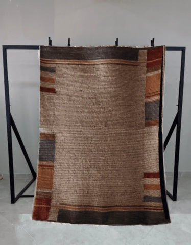 Tapis style bohème en laine beige, orange et rouge