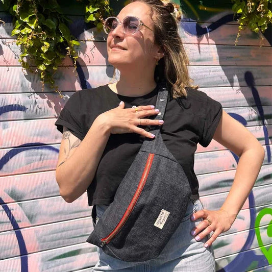 Sac Banane XL en Jean Brut upcyclé