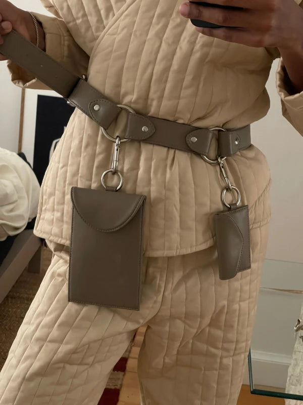 Porte-cartes Sling en cuir végan Gris