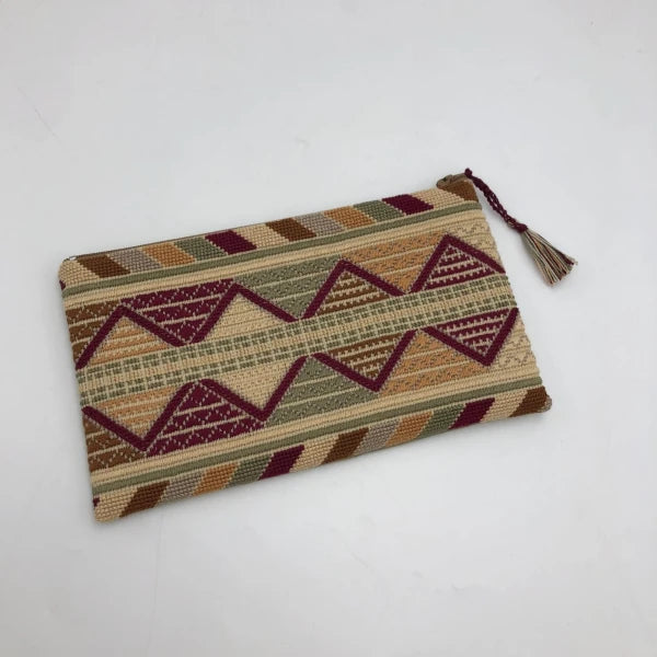 Pochette colorée avec fermeture brodée à la main I Plusieurs motifs