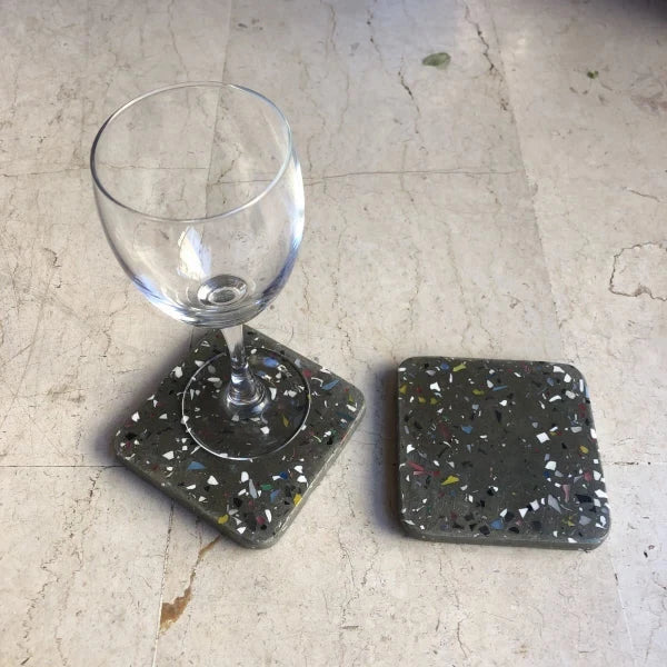 Set de 2 sous-verres en béton et plastique recyclé