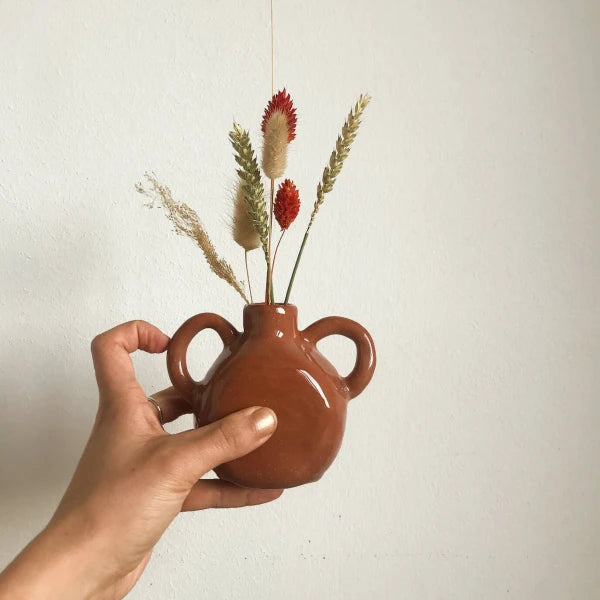 Vase soliflore en argile rouge