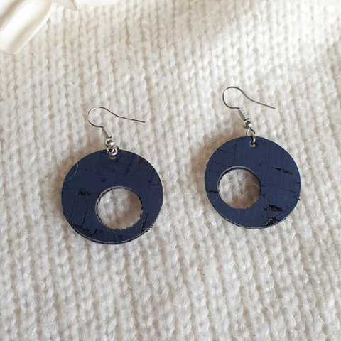 Boucles d'oreilles en liège bleu marine rondes