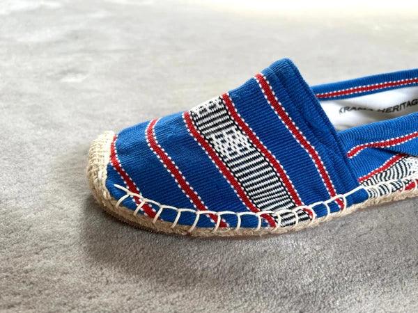 Les espadrilles Ratanakiri Bleu Roi