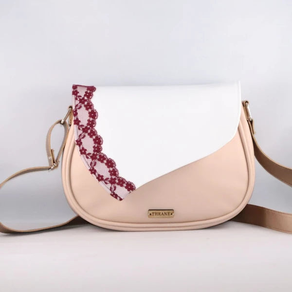 Rabat alter-cuir de raisin blanc avec dentelle bordeaux