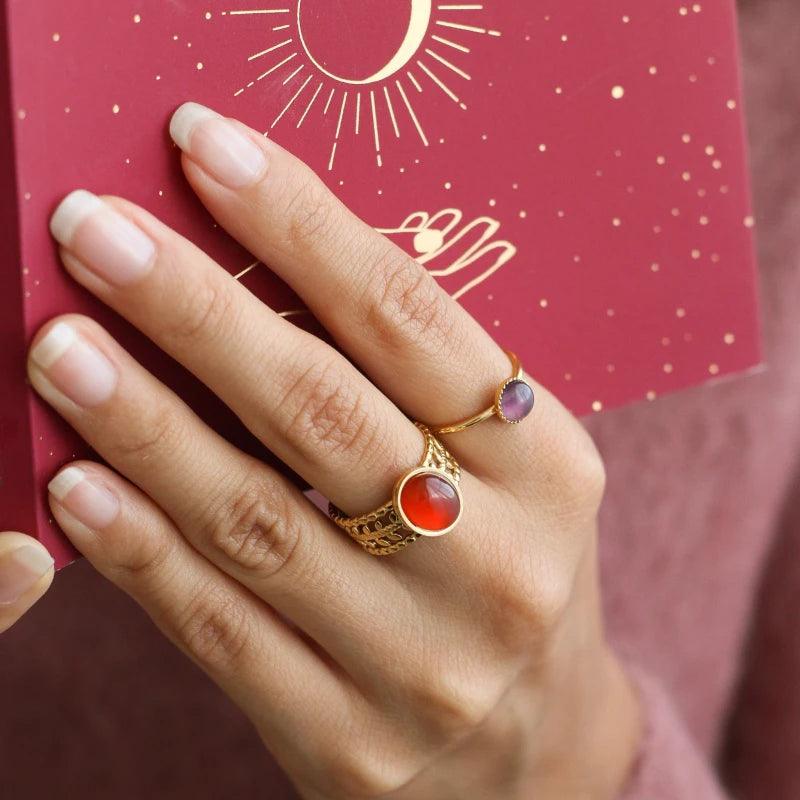 Bague en cornaline au design de laurier