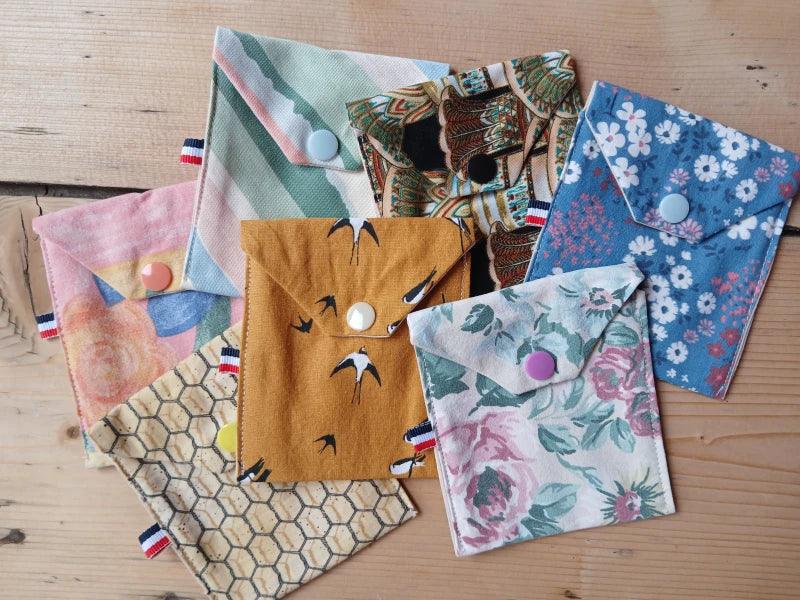 Petite Pochette Pression Upcyclée - Éco-Responsable et Solidaire