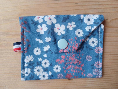 Petite Pochette Pression Upcyclée - Éco-Responsable et Solidaire