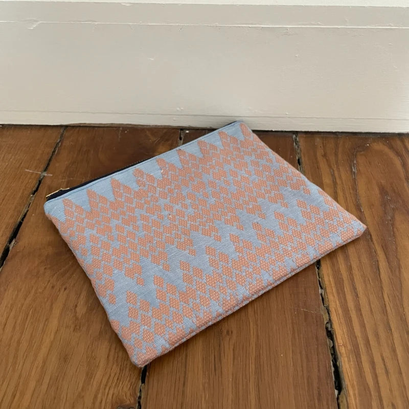 Pochette Kachin bleu et rose