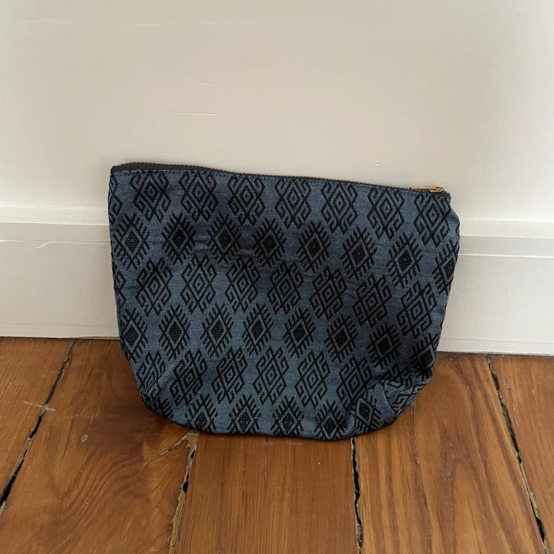 Pochette Kachin bleu nuit