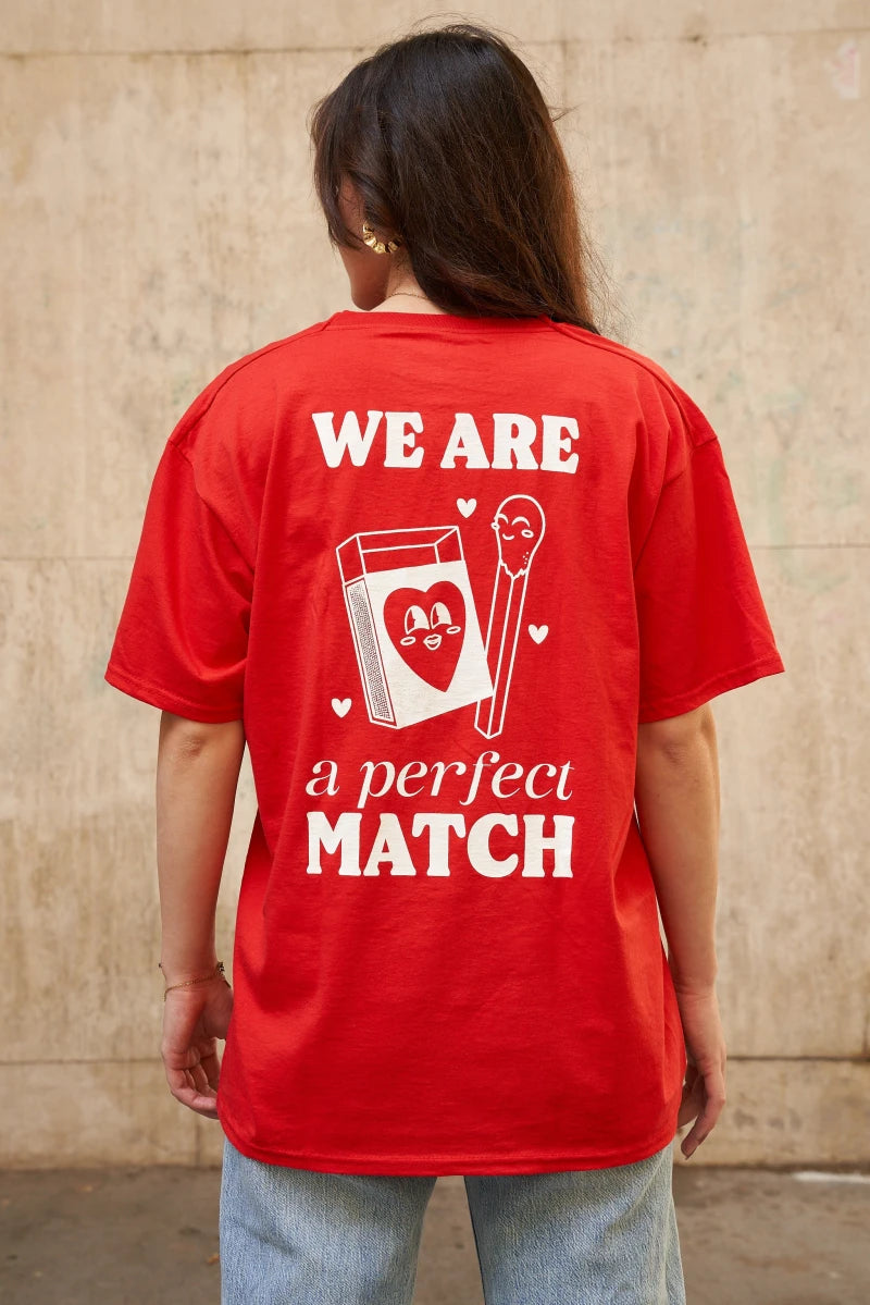 T-shirt rouge "Perfect Match"