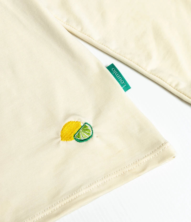 L'ensemble maillot de bain et haut anti-UV garçon