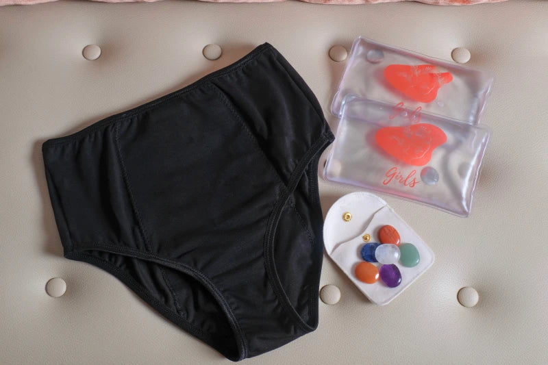 Culotte menstruelle apaisante avec ses deux chaufferettes et pierres de lithothérapie