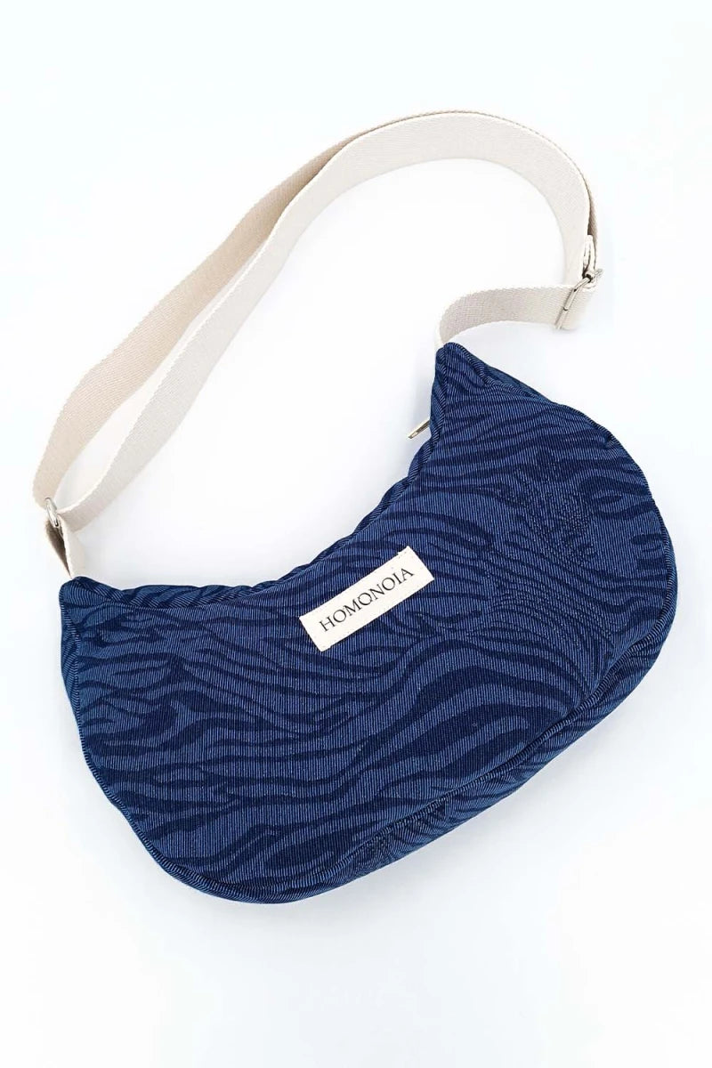 Sac demi-lune Gisèle en denim zèbre