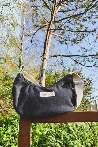 Sac demi-lune Gisèle en denim brut