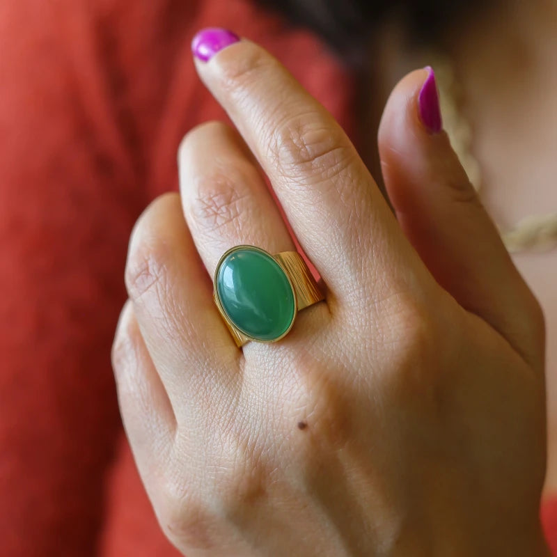 Bague grande martelée Agate verte
