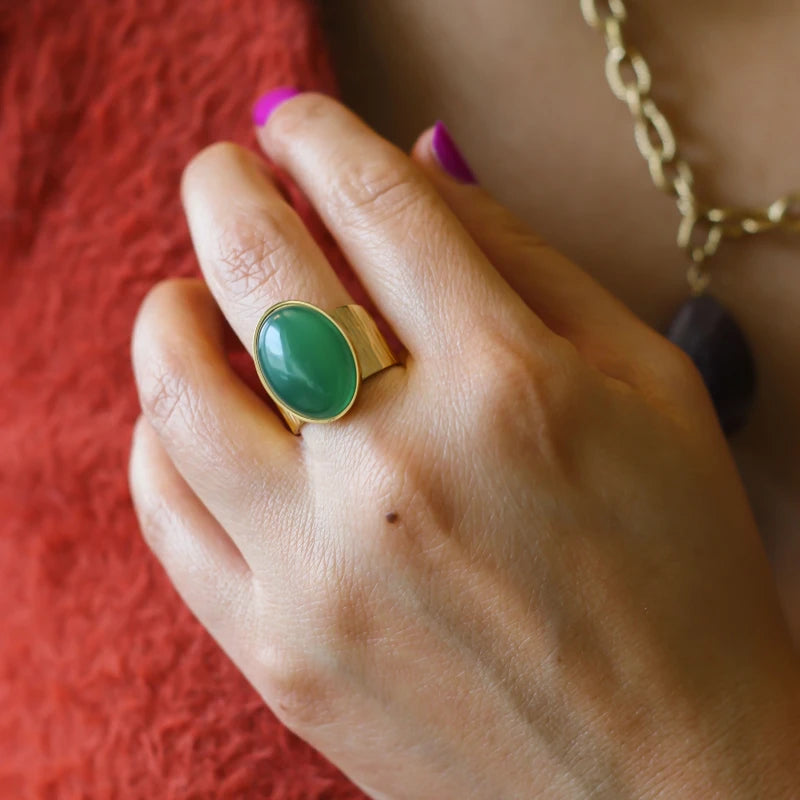 Bague grande martelée Agate verte