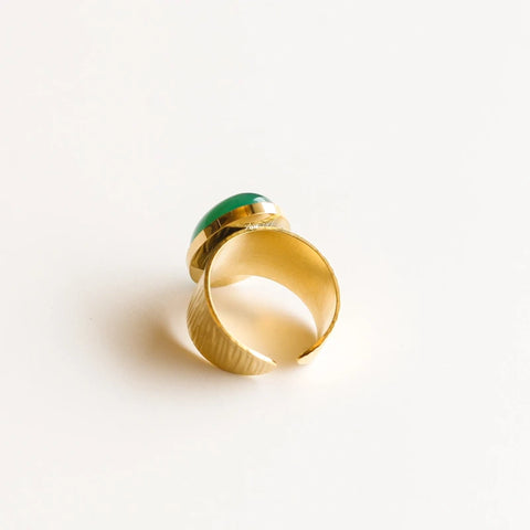 Bague grande martelée Agate verte