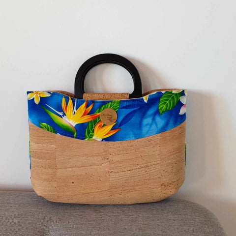 Sac Taina avec anses en bois et bandoulière, liège et tissu bleu tipanier oiseau de paradis