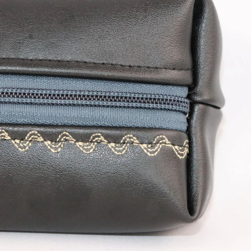Petite trousse en alter-cuir de raisin