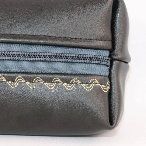 Petite trousse en alter-cuir de raisin
