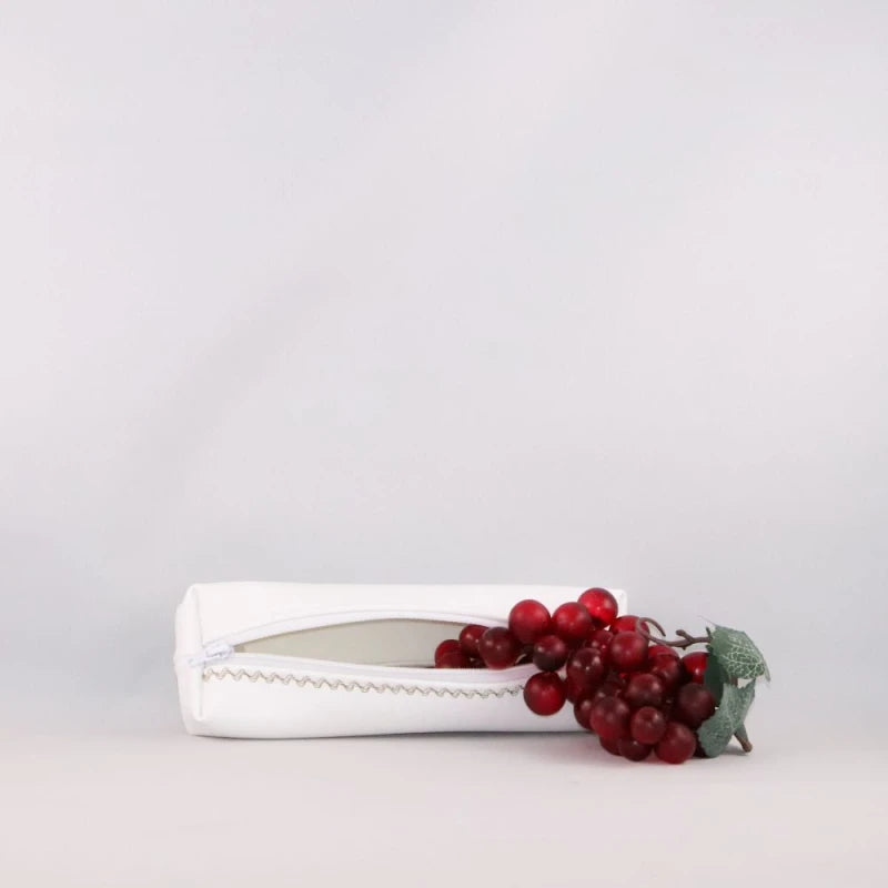 Petite trousse en alter-cuir de raisin