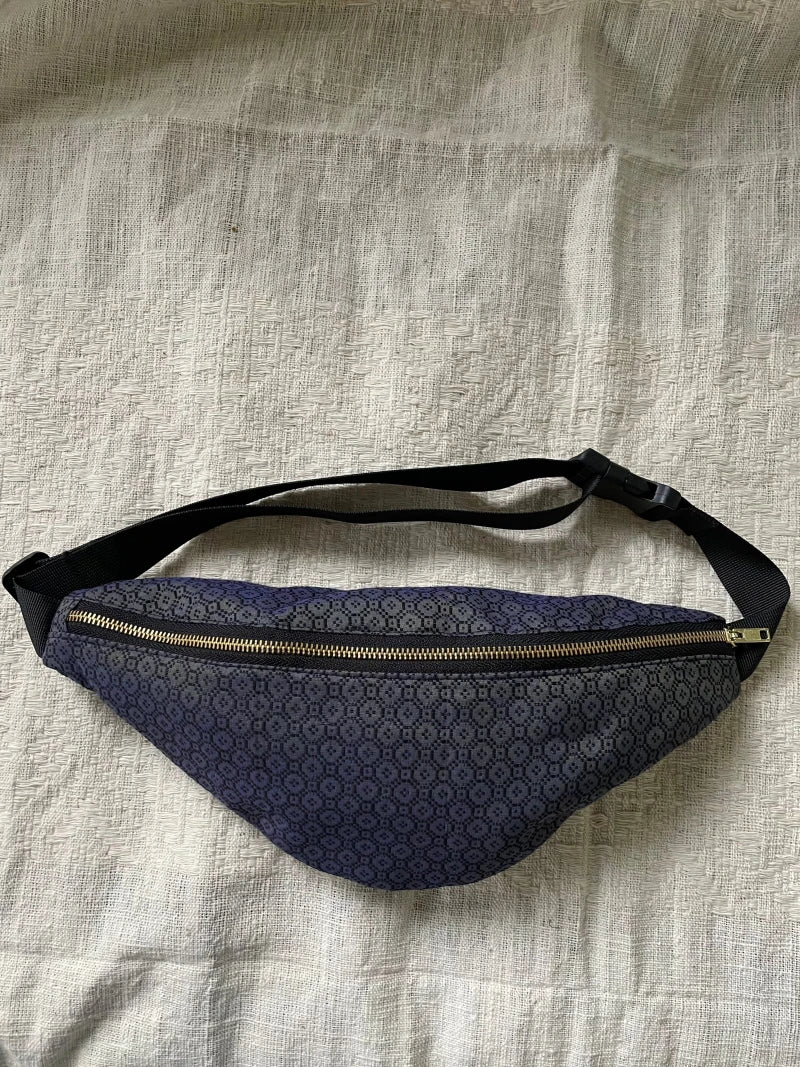 Sac banane Kachin gris bleu