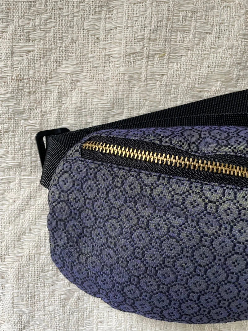 Sac banane Kachin gris bleu