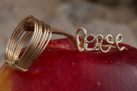 Bague Semainier Faith – Gold Filled 14k ou Argent