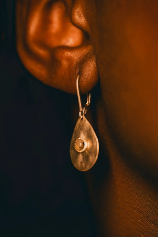 Boucles d'oreilles goutte martelé orient
