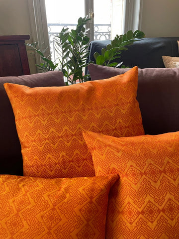 Coussin Kachin orange