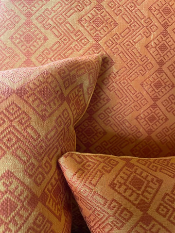 Coussin Kachin orange