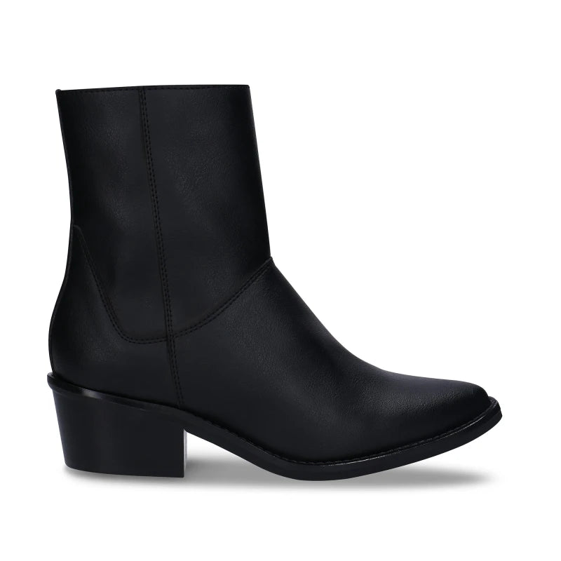 KELLA Black