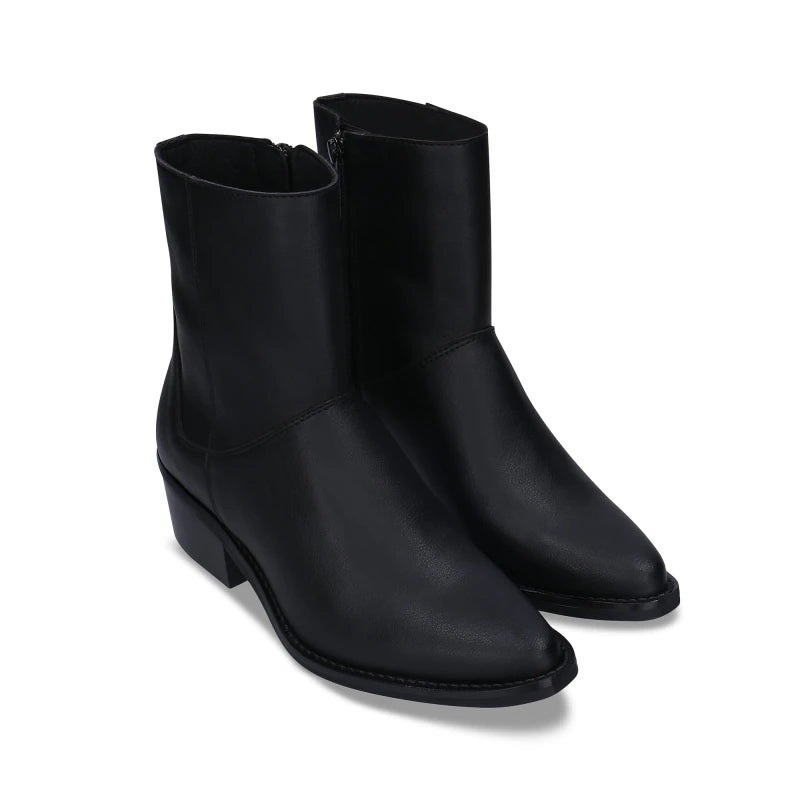 KELLA Black
