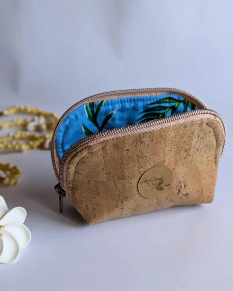 Trousse en liège et tissu polynésien