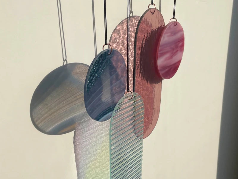 Rosa irisierender Wandbehang im Art Déco Stil