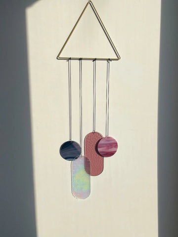 Rosa irisierender Wandbehang im Art Déco Stil
