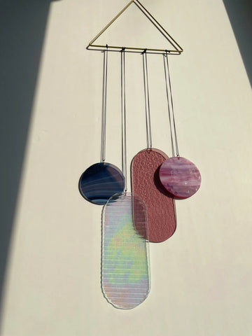 Rosa irisierender Wandbehang im Art Déco Stil