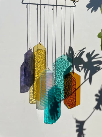 Mobile mit geometrischem Glas