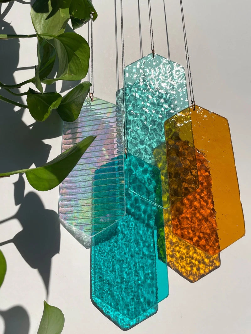 Mobile mit geometrischem Glas
