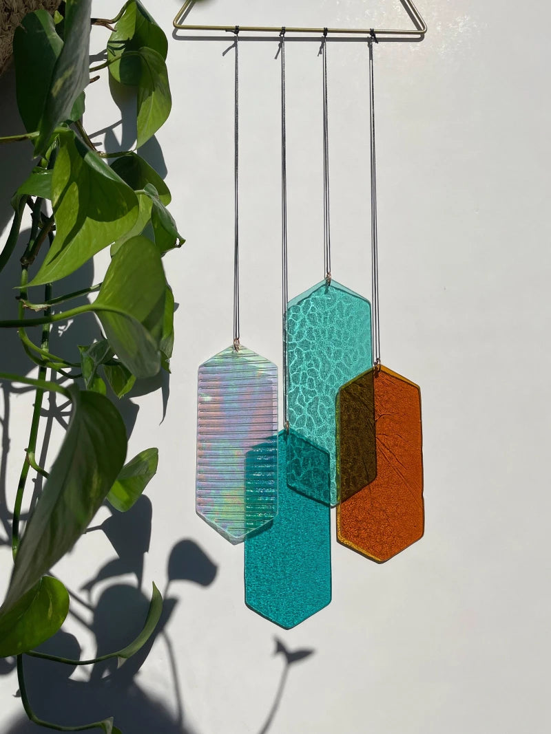 Mobile mit geometrischem Glas