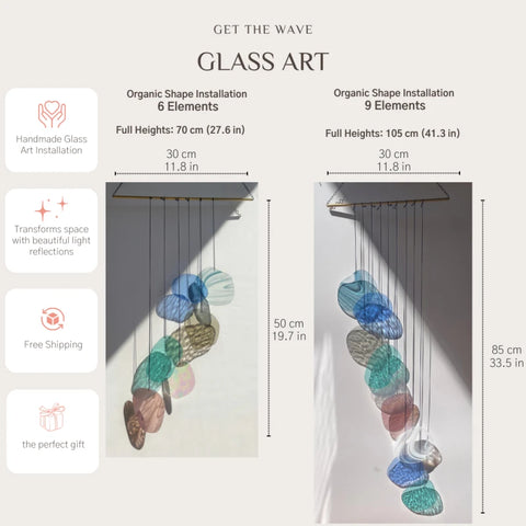 Organisch geformte Wandkunst aus Glas in Pastellfarben