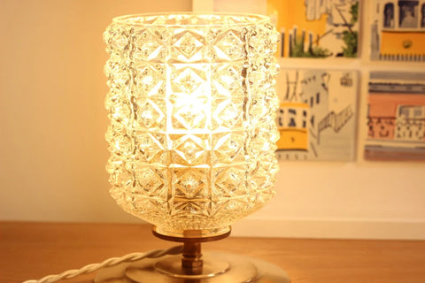 Lampe a poser - Céleste - Globe en verre Vintage ciselé et Base en laiton