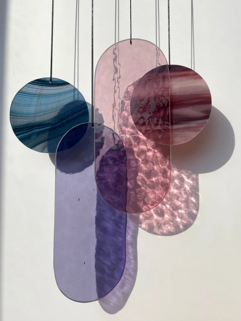 Lila und rosa Wandbehang im Art Déco Stil