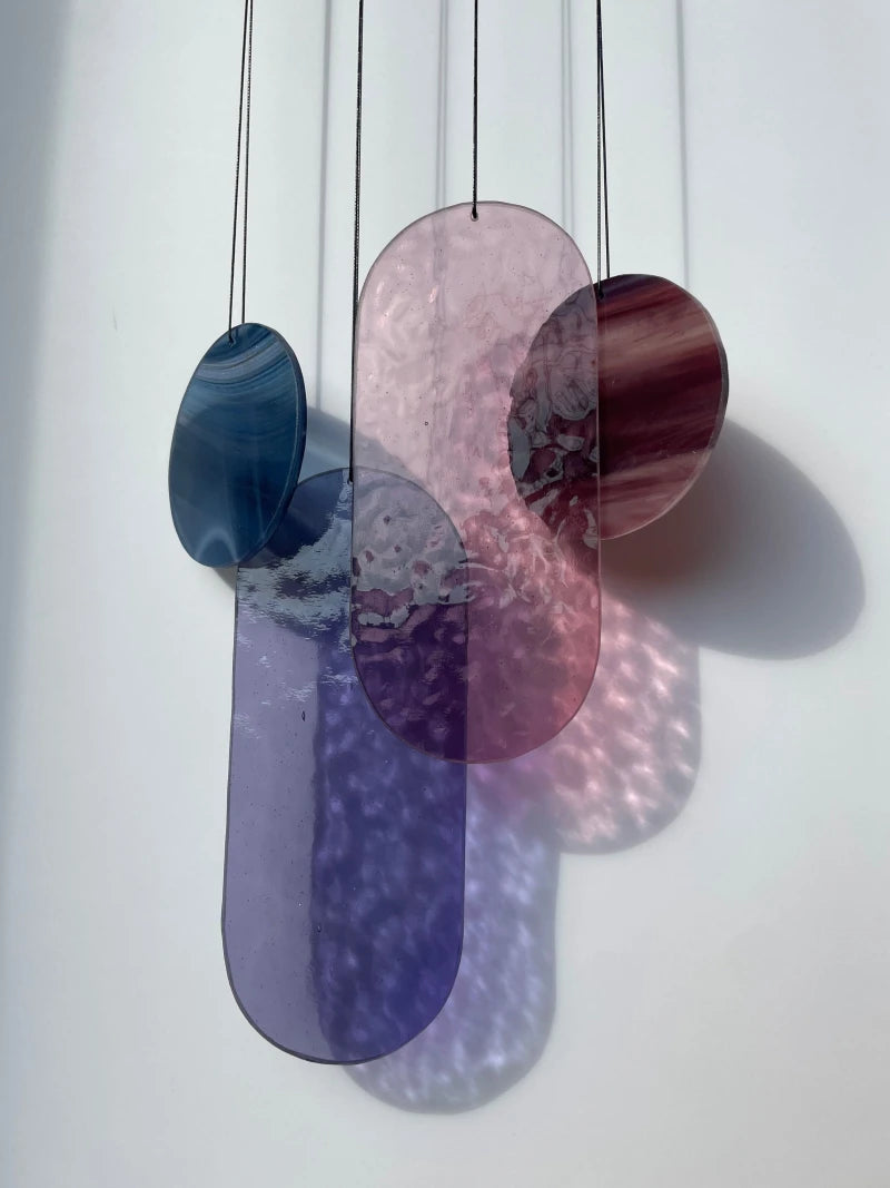 Lila und rosa Wandbehang im Art Déco Stil
