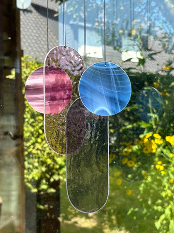 Lila und rosa Wandbehang im Art Déco Stil