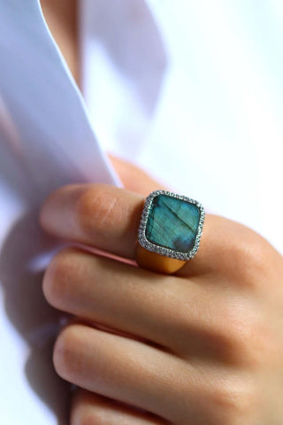 Séraphine: Bague Labradorite plaqué or